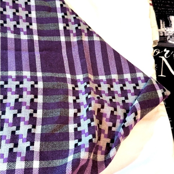 🧣Exquisite Vintage ROOTS Purple, Black and Grey Scarf or Wrap - Picture 9 of 13